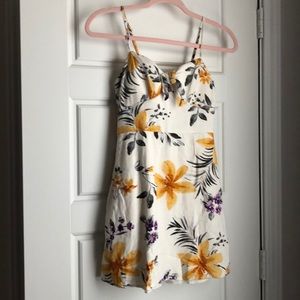 Short flower dress with POCKETS
